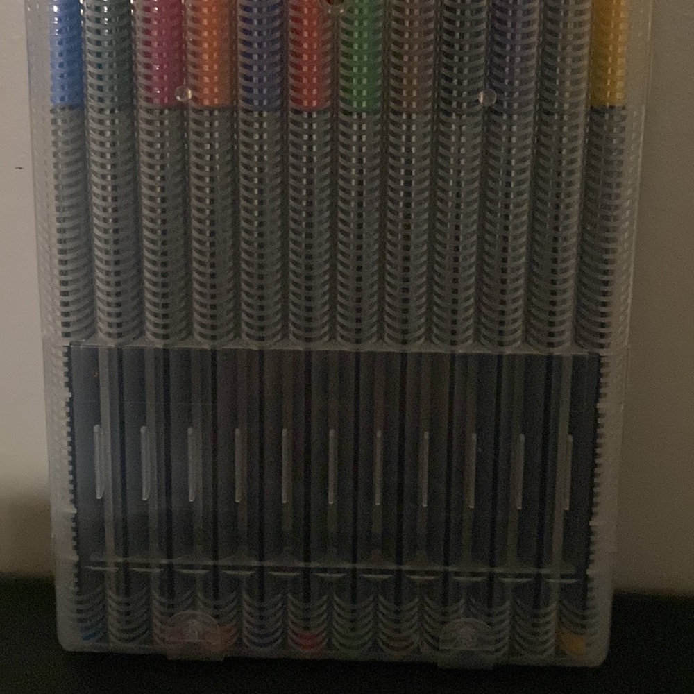 Color pensil - Picture 2 of 2
